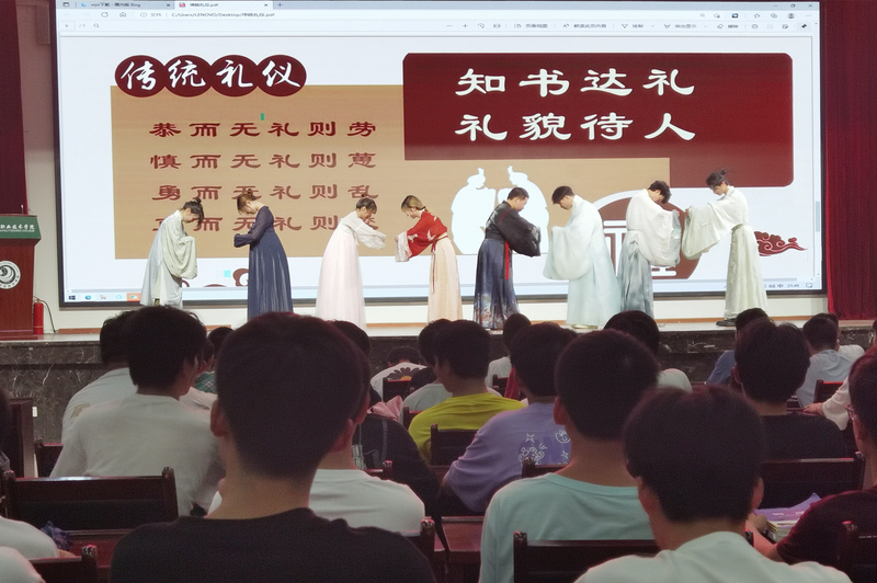 1625817850171008857.jpg 6f5c483c0cba17c1cc71a364194a47d.jpg