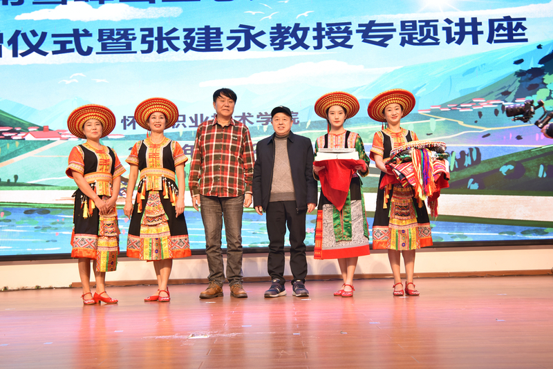 1639103488769012873.jpg DSC_9012.jpg