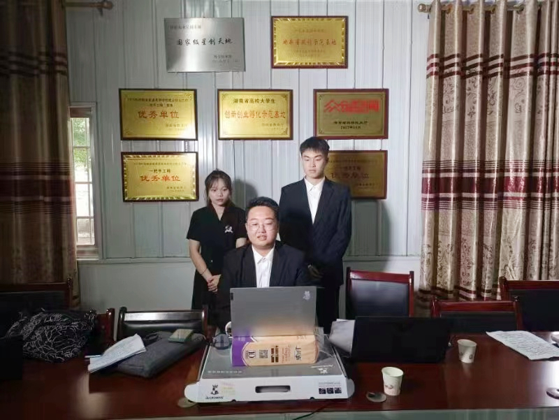 1660094589160072313.jpg 817e343a16b4aded3e5b7995338d3f3.jpg